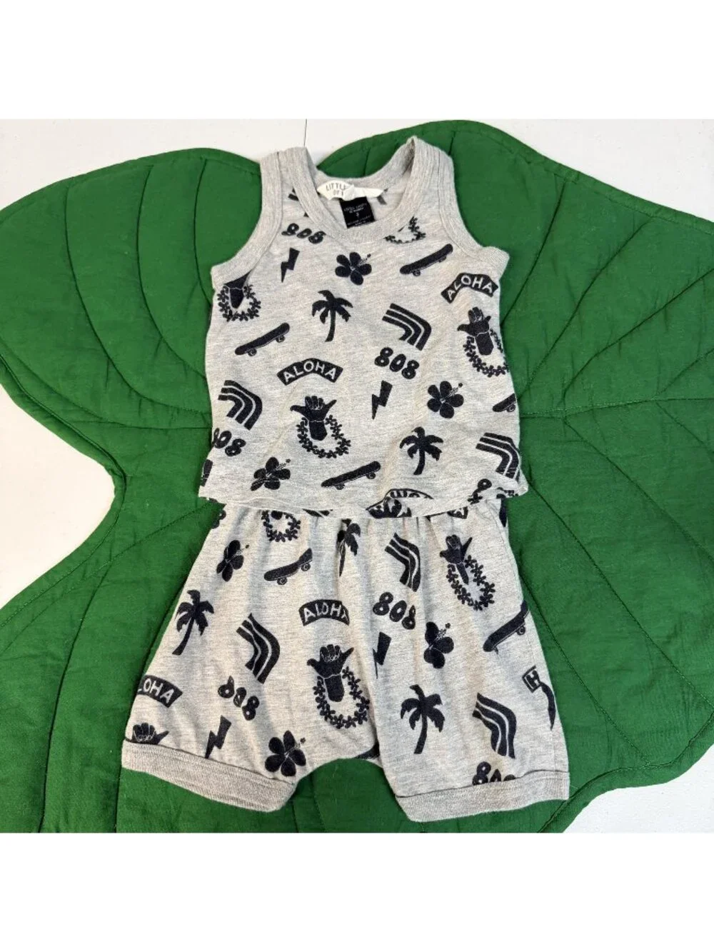 Little Chiefs of Hawaii 12-18M Tank Shorts Set Aloha Shaka Printed Outfit
